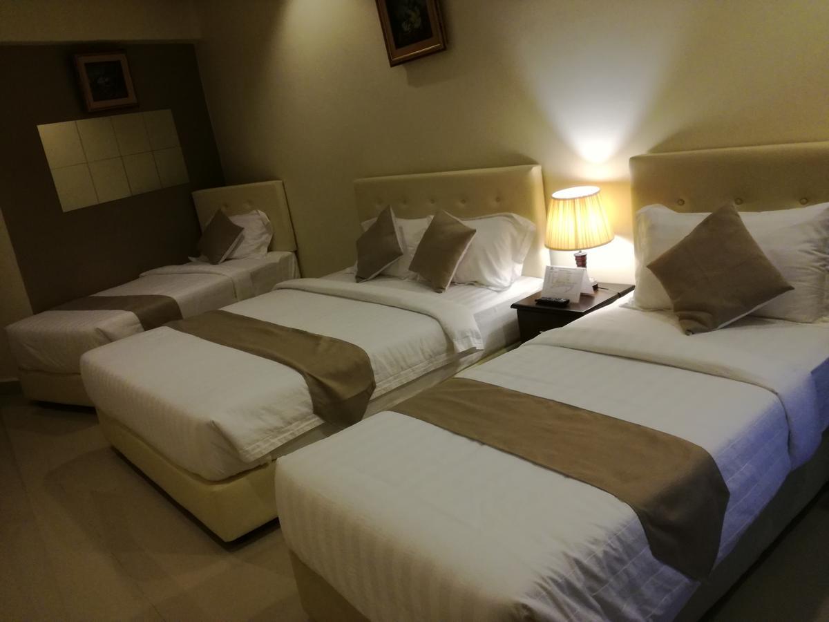 อัล ซาฟีนา กีจัล บีช รีสอร์ต แอนด์ เรสเทอรองต์ Hotel ภายนอก รูปภาพ