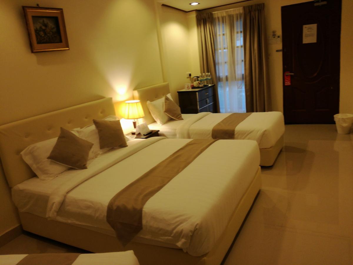อัล ซาฟีนา กีจัล บีช รีสอร์ต แอนด์ เรสเทอรองต์ Hotel ภายนอก รูปภาพ