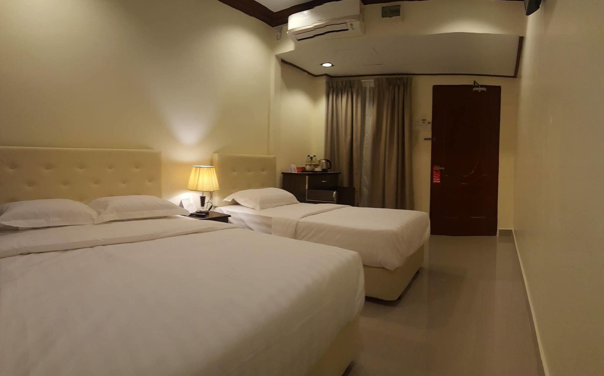 อัล ซาฟีนา กีจัล บีช รีสอร์ต แอนด์ เรสเทอรองต์ Hotel ภายนอก รูปภาพ