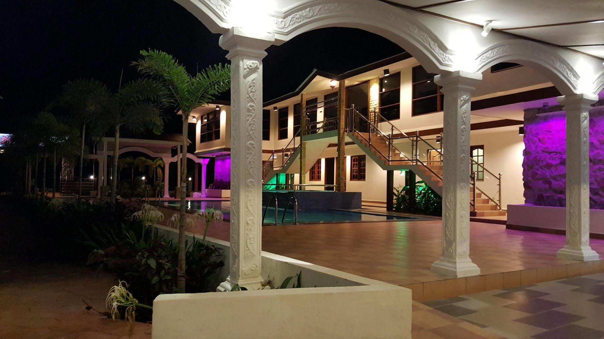 อัล ซาฟีนา กีจัล บีช รีสอร์ต แอนด์ เรสเทอรองต์ Hotel ภายนอก รูปภาพ
