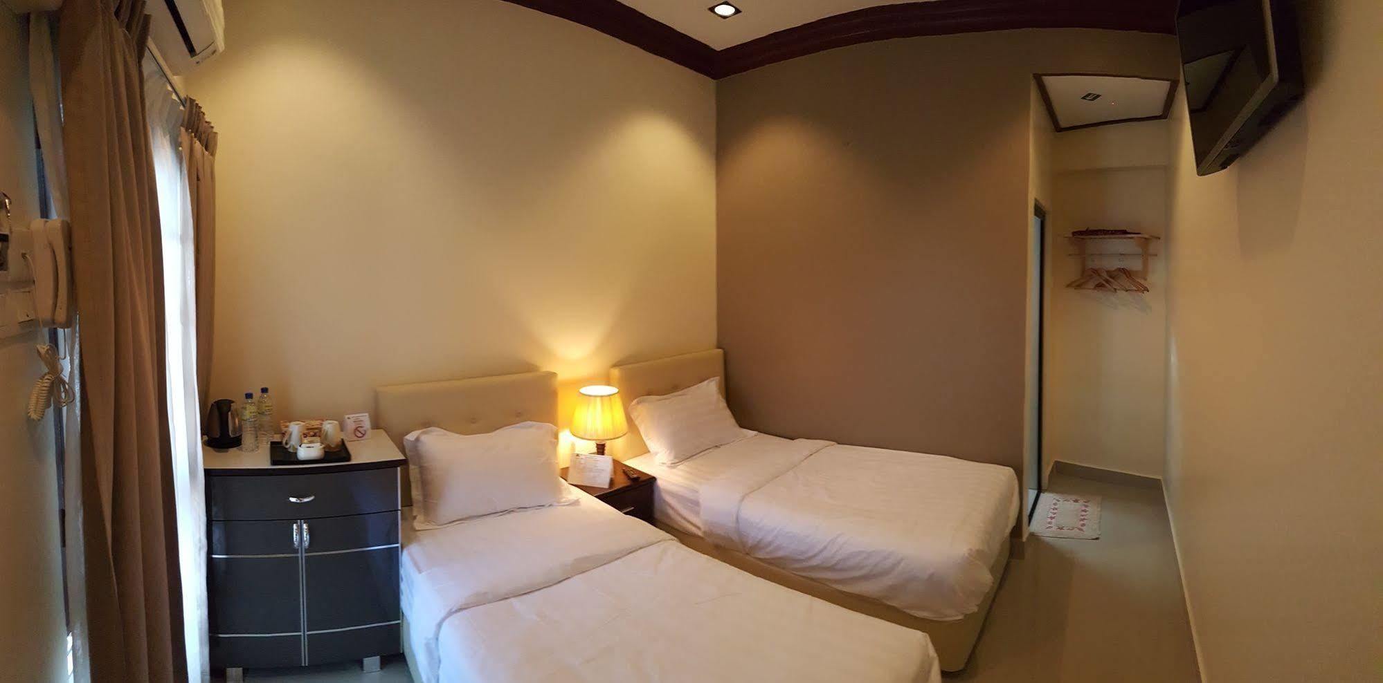อัล ซาฟีนา กีจัล บีช รีสอร์ต แอนด์ เรสเทอรองต์ Hotel ภายนอก รูปภาพ